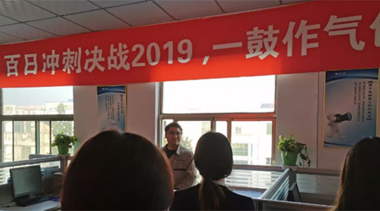 悠悠寸草心，感恩父母情 ‖ 德瑞克儀器舉行十一月份感恩父母情抽獎活動！